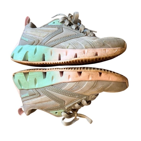 Reebok Other - Reebok | Girl sneaker shoes, size 11